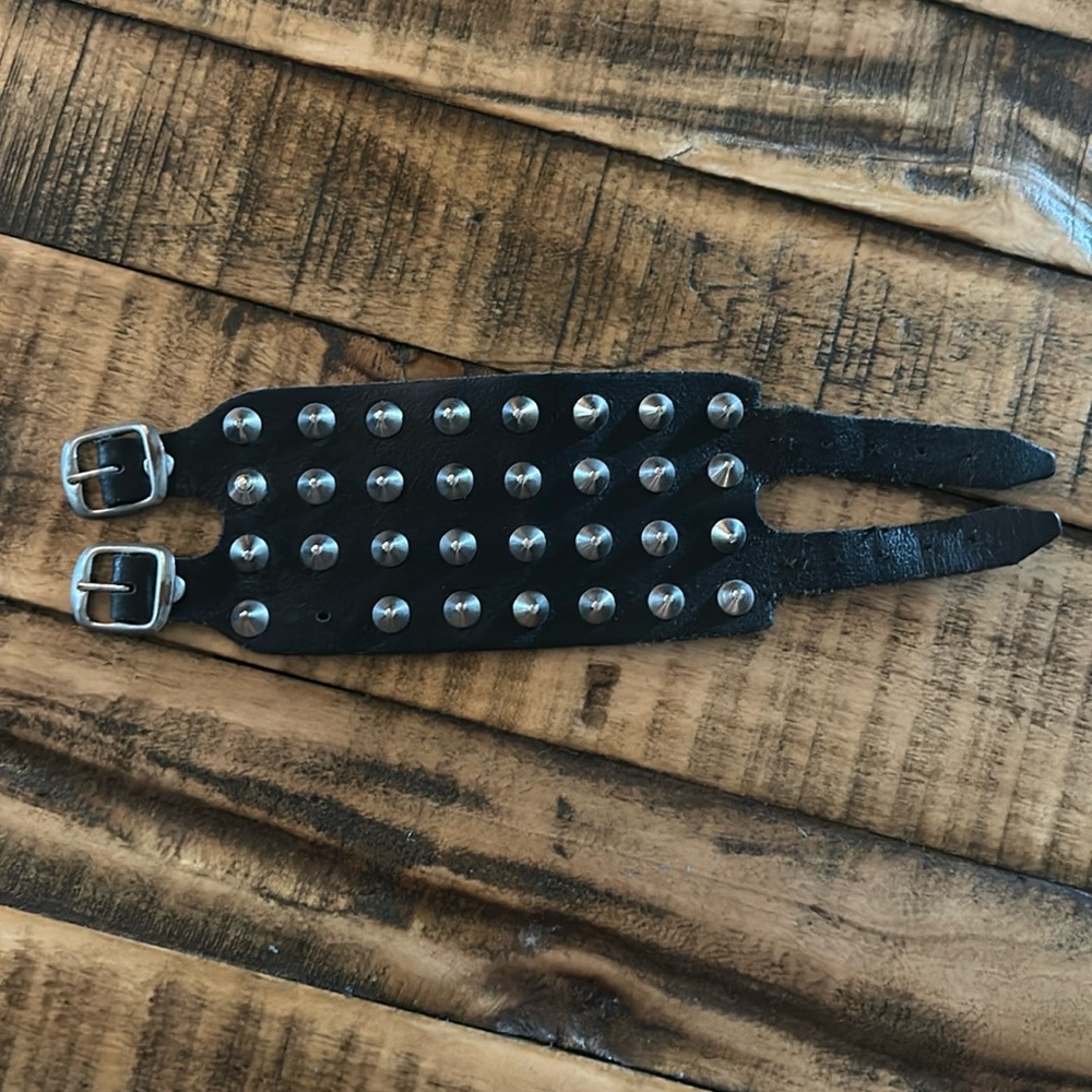 Black Leather Cone Studded Bracelet